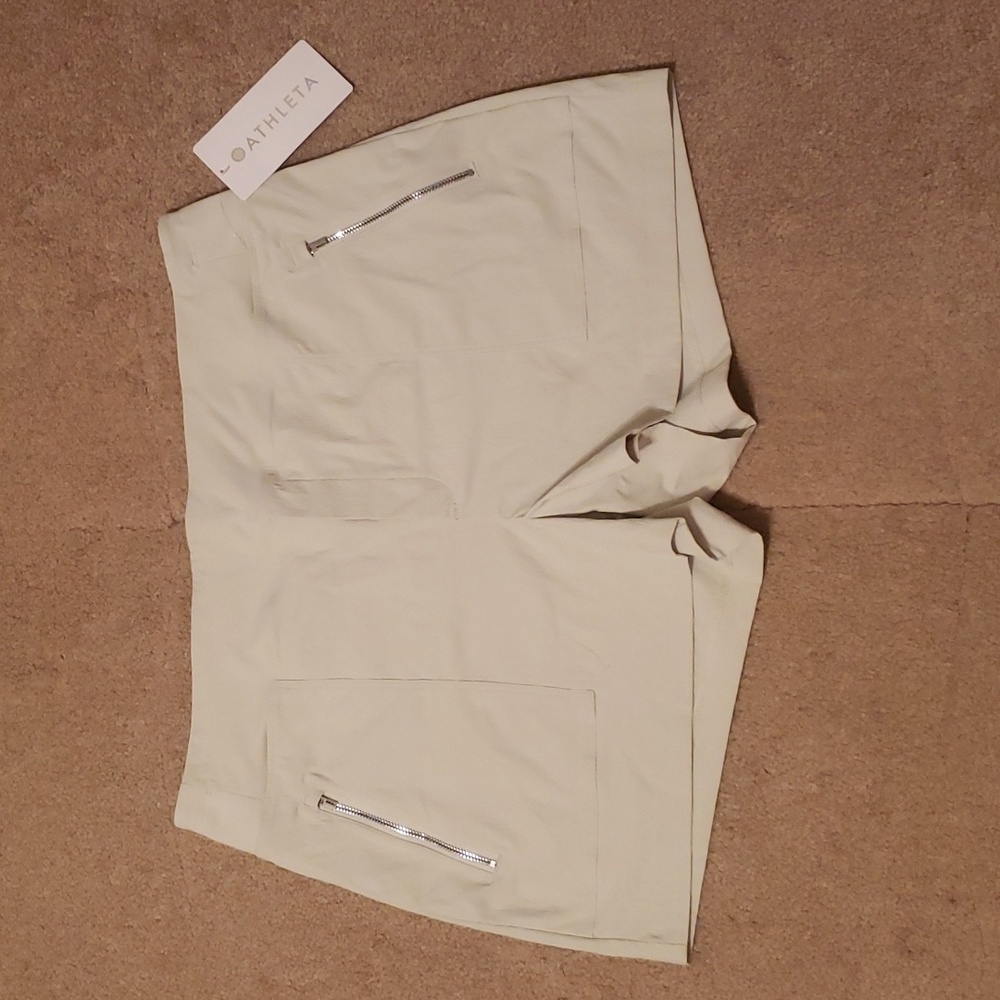 NWT Athleta Women's Treekie North Shorts